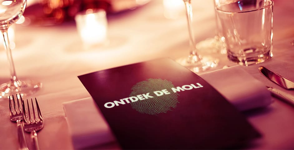 Ontdek de Mol diner gedekte tafel