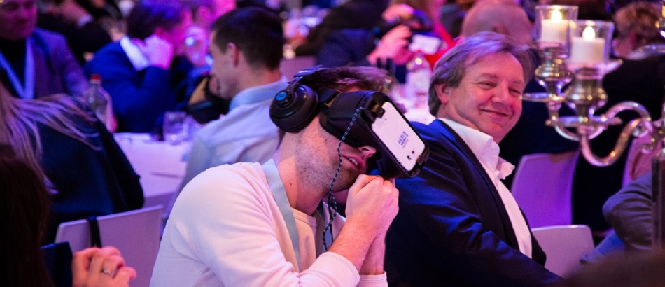 Dinerspel VR teamuitje
